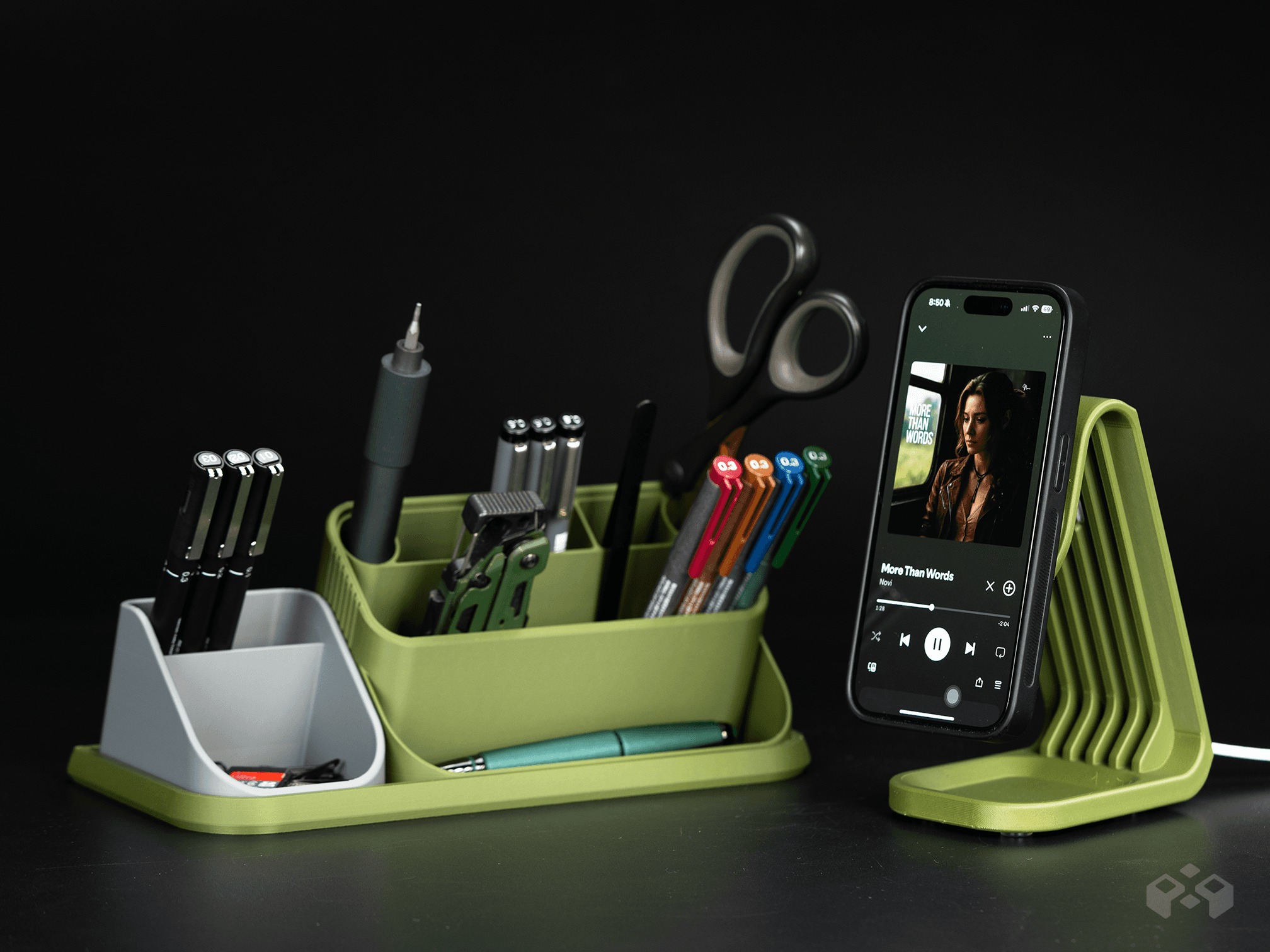 Modularni organizer za radni sto